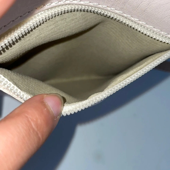 Vera  Pelle light pink cross body purse - Picture 8 of 11